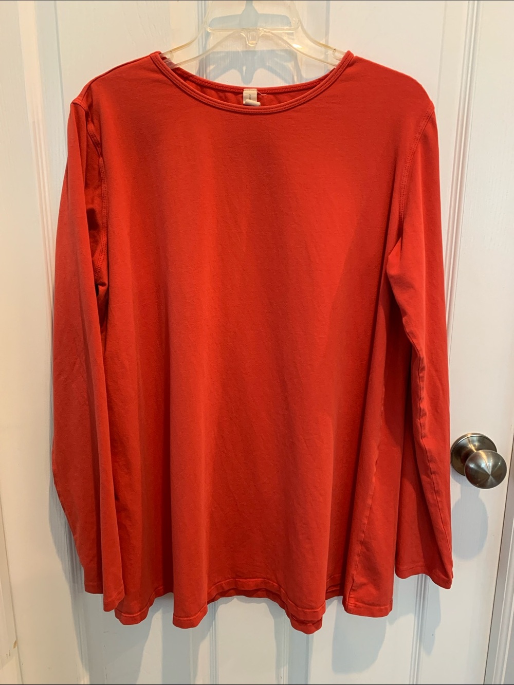 Women's Long Sleeve Red Top Large